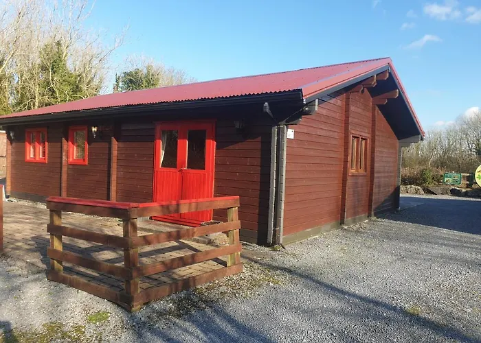 Red Squirrel Lodge